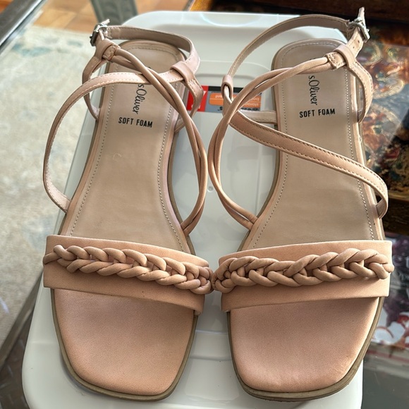 S. Oliver Shoes - Beautiful Sandles